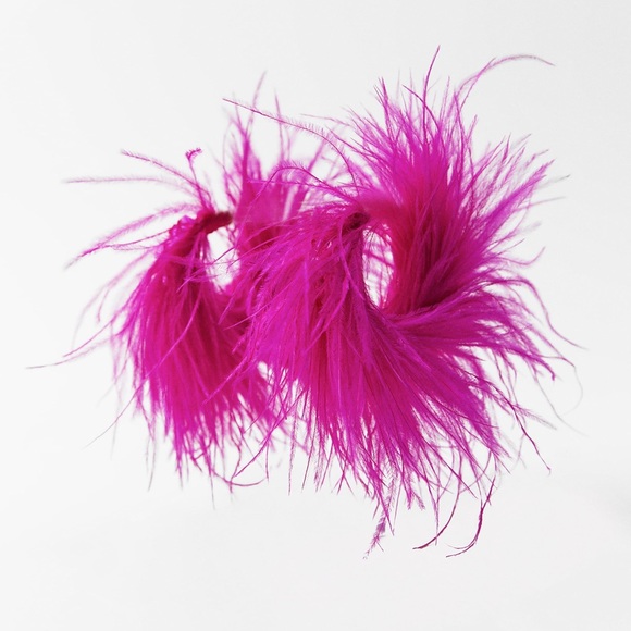 Zara FEATHER EARRINGS - Picture 3 of 5